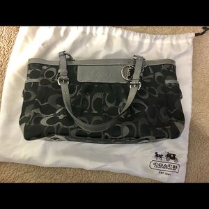 Coach shoulder bag